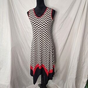 LUX II Size‎ 4 Sharkbite Hem Sleeveless V-neck Chevron Stretch Knit Midi Dress